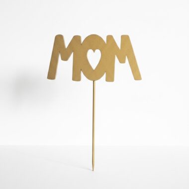Letrero MOM de madera